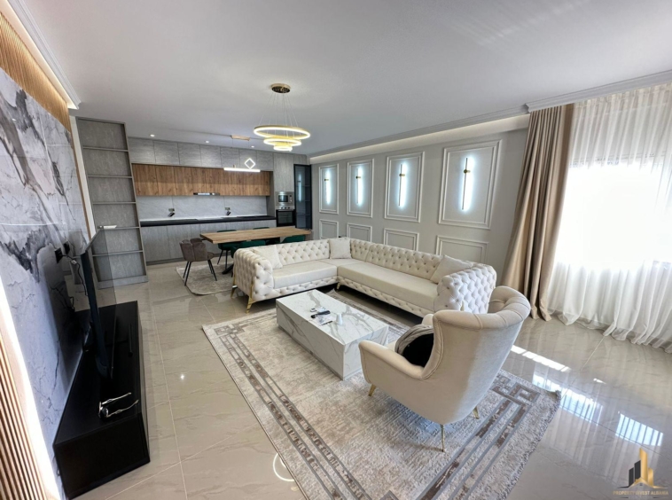 APARTAMENT 2+1 ME QERA, LIQENI I FARKES.