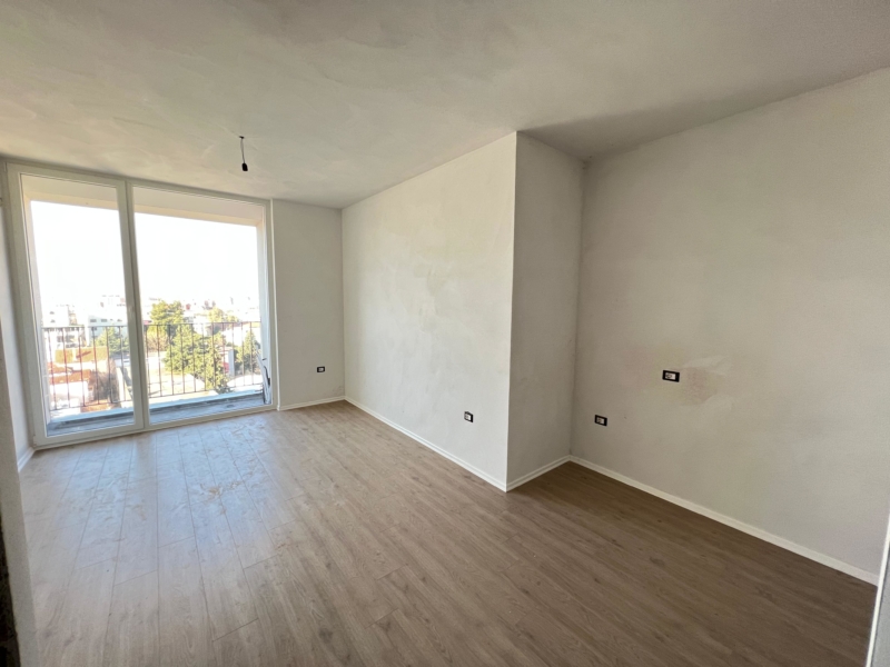 jepet apartament 1+1 me qera, Rruga Riza Cerova.