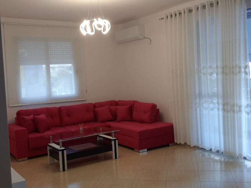 JEPET ME QERA APARTAMENT 1+1 NE VLORE,LUNGOMARE