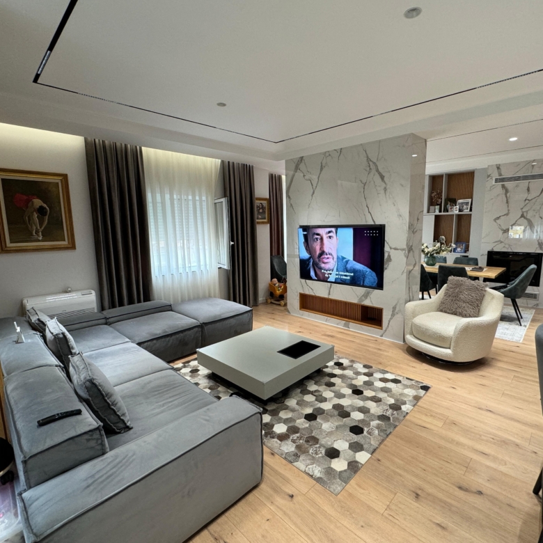 Shitet super apartament 3+1+2 Sheshi Willson, stadiumi Dinamo.
