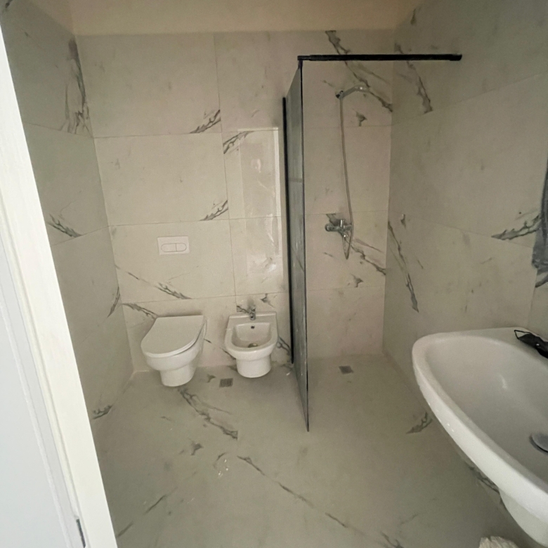 Shitet Apartament 1+1,Qender thumbnail 4