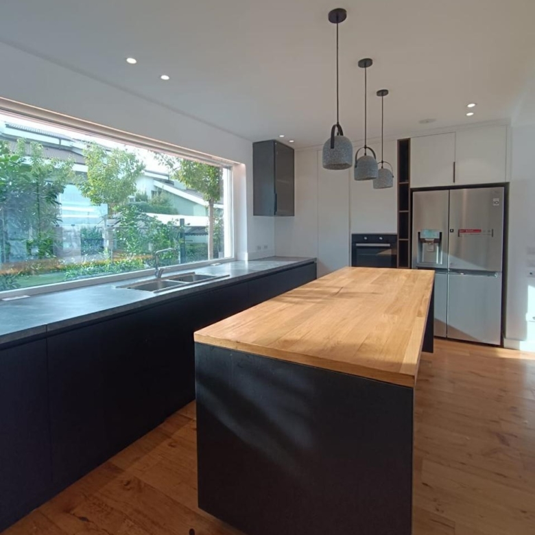 Shitet vile Rezidenca Long Hill, prane Teg. thumbnail 6