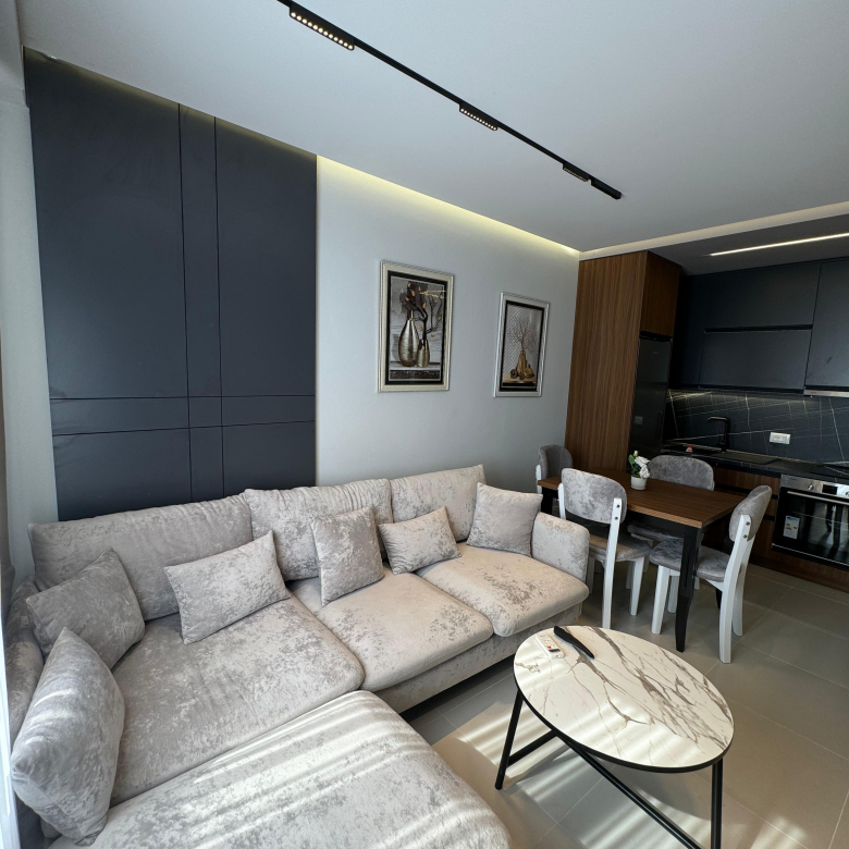 JEPET ME QERA APARTAMENT 1+1 NE GOLEM
