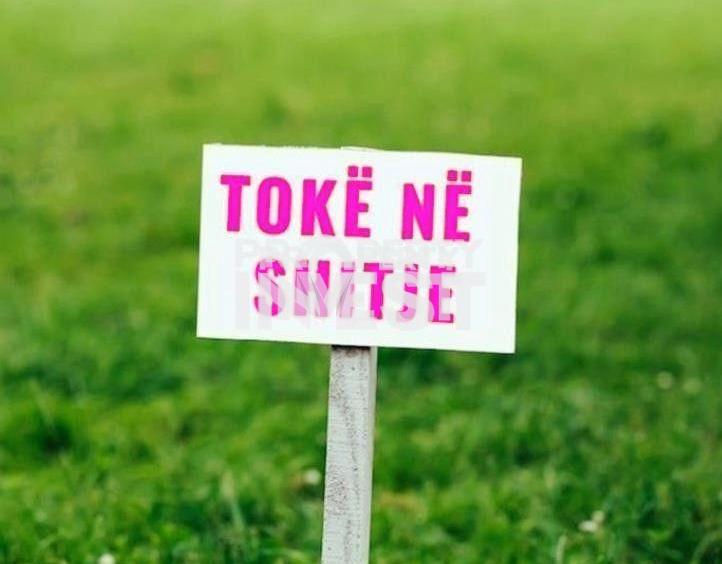 Tokë për Shitje – Autostrada Tiranë-Durrës, Rruga Dytësore.