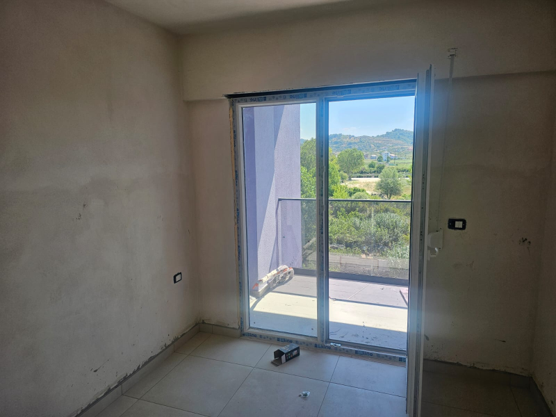 Shitet Apartament 1+1 – Adriatik Garden, Golem