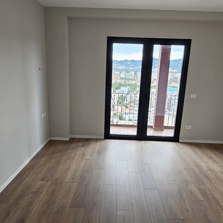 Apartament 2+1 për Zyra me qera Tirana Garden Building