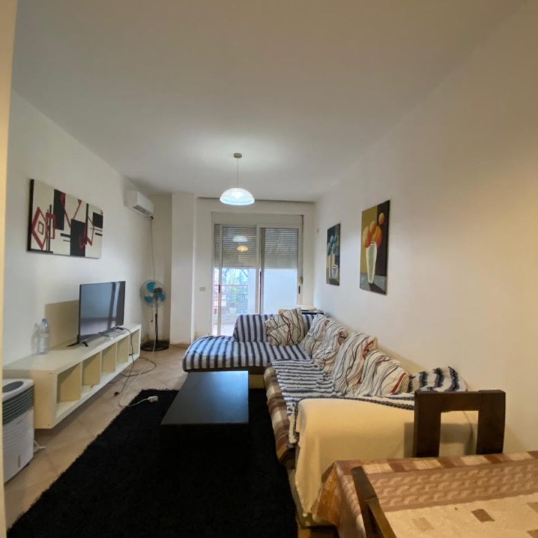 Apartament 2+1 me qera prane Kodra e Diellit 1