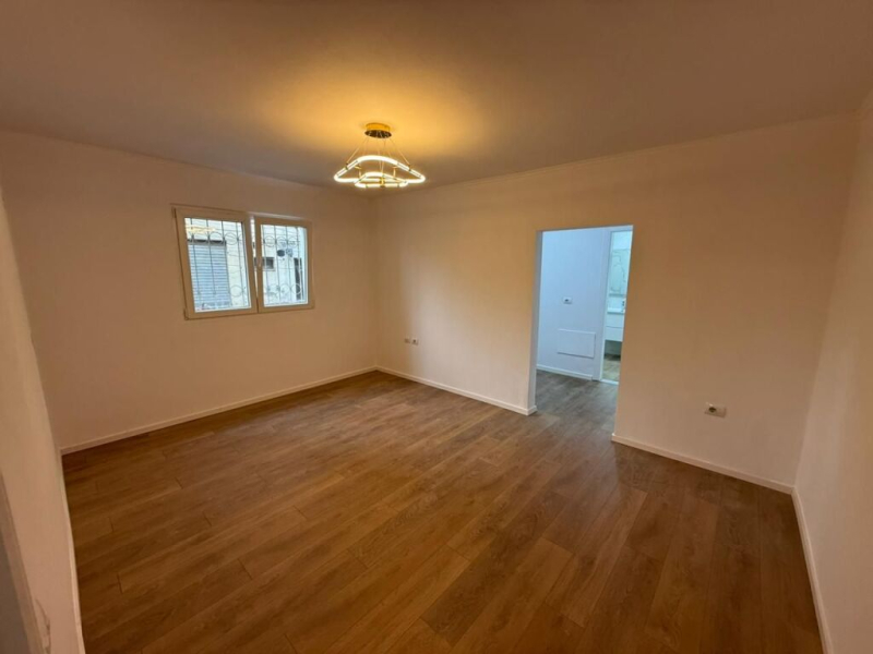 Shitet apartament 1+1 Ali Demi – Tirane