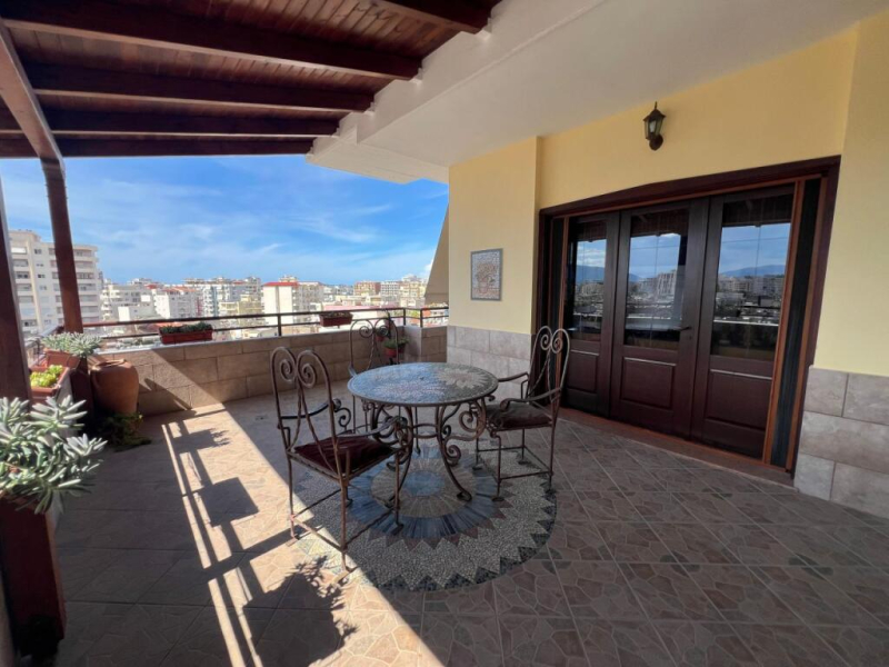 Shitet Penthouse ne Vlore thumbnail 2