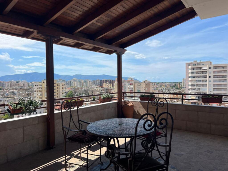 Shitet Penthouse ne Vlore