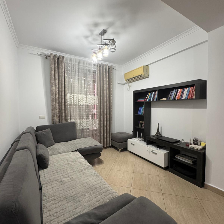 Shitet Apartament 3+1+2 + Ballkon, Astir, Supermarket Jata