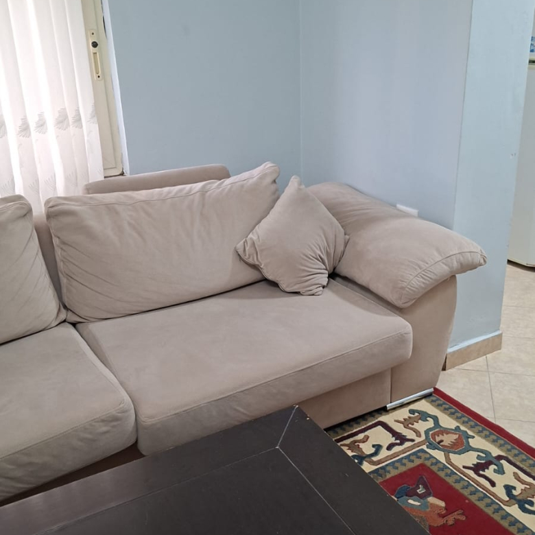 Apartament 1+1 per qira Rruga e Elbasanit, shkolla Osman Myderizi pas Ambasades Amerikane