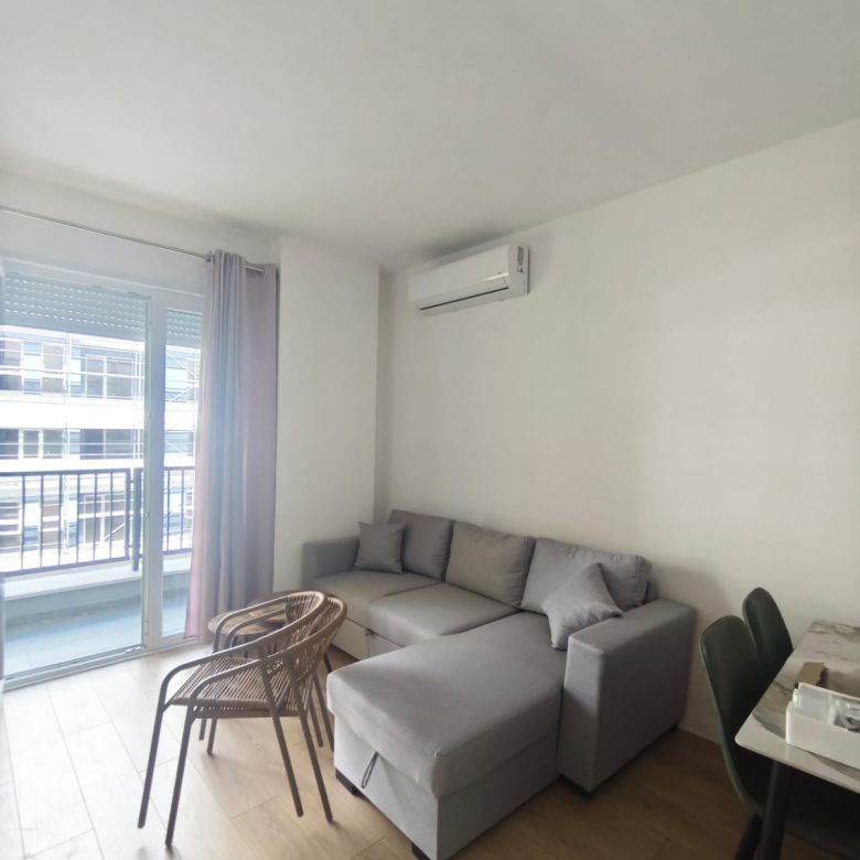 Jepet me Qera apartament 1+1 Univers City, QTU
