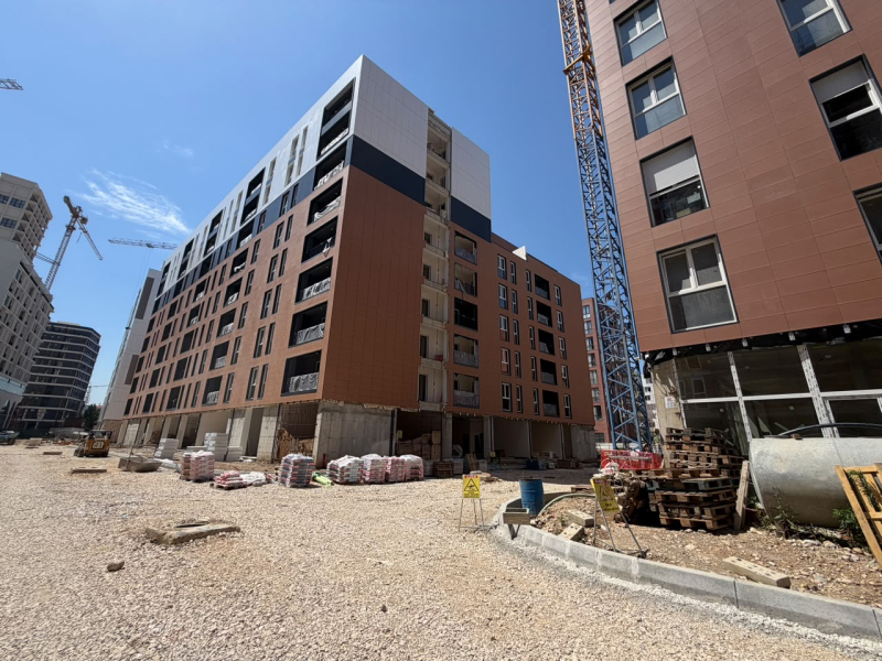 Shitet Apartament 2+1 Orbital, Gener 2 Bulevardi Ri, rruga Jordan Misja